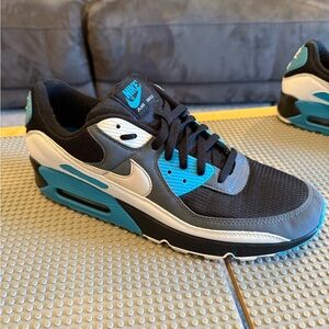 Nike Air Max 90 Men’s 13